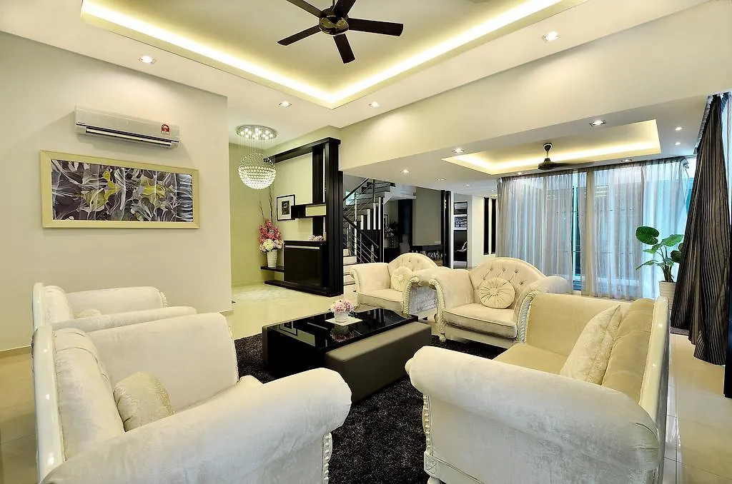 Iris Luxury Service Villa Georgetown